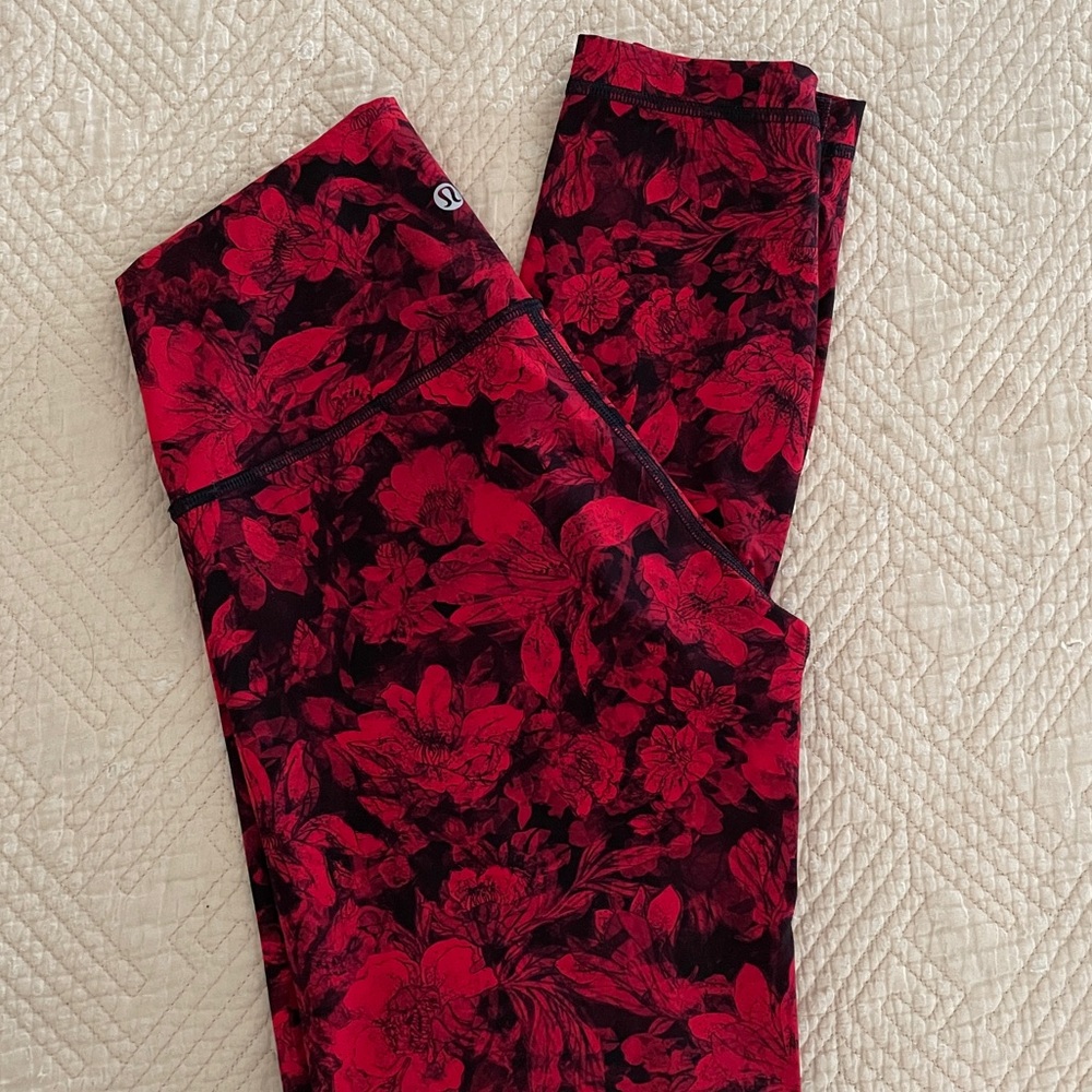 Lululemon HR Wunder Under’s 25”